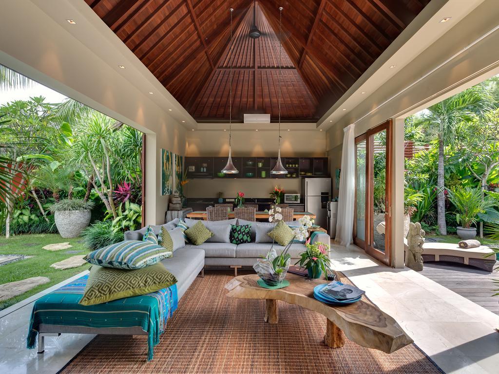 Eshara Seminyak (Bali)